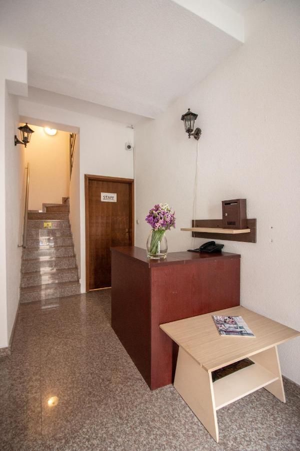 Denicia Apartments โอครีด ภายนอก รูปภาพ