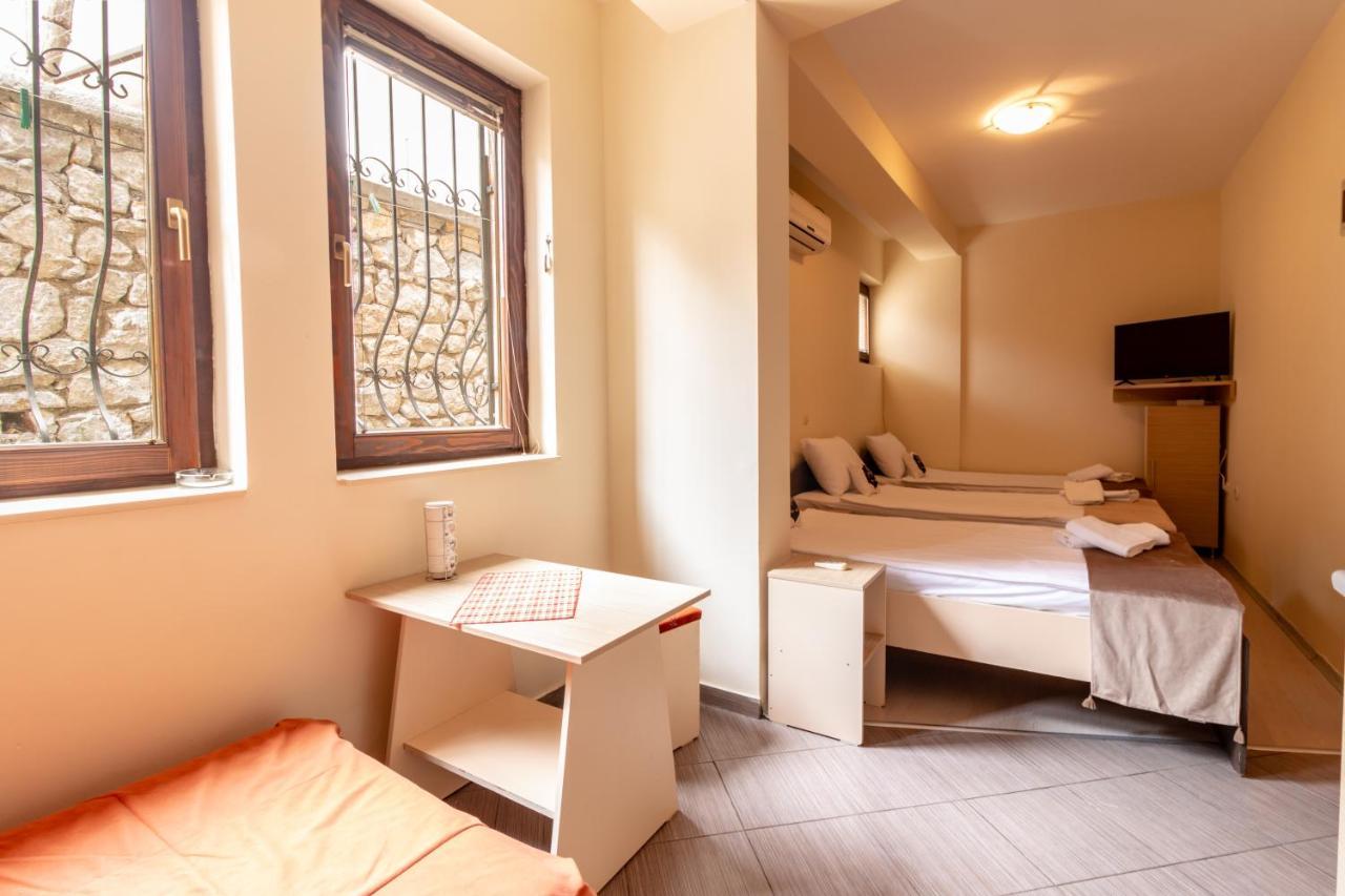 Denicia Apartments โอครีด ภายนอก รูปภาพ